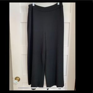 Madewell women’s high-waisted black gauchos. Size 8